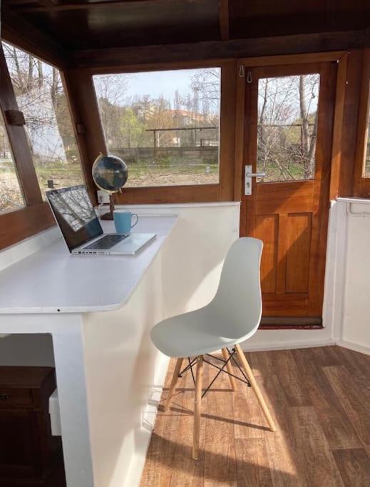 Prague On Boat, Privat Pier, Free Parking Hotel Luaran gambar