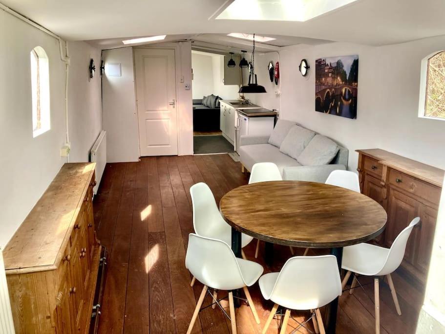 Prague On Boat, Privat Pier, Free Parking Hotel Luaran gambar