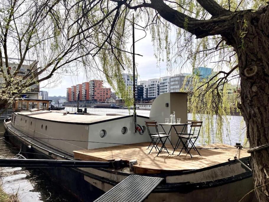 Prague On Boat, Privat Pier, Free Parking Hotel Luaran gambar