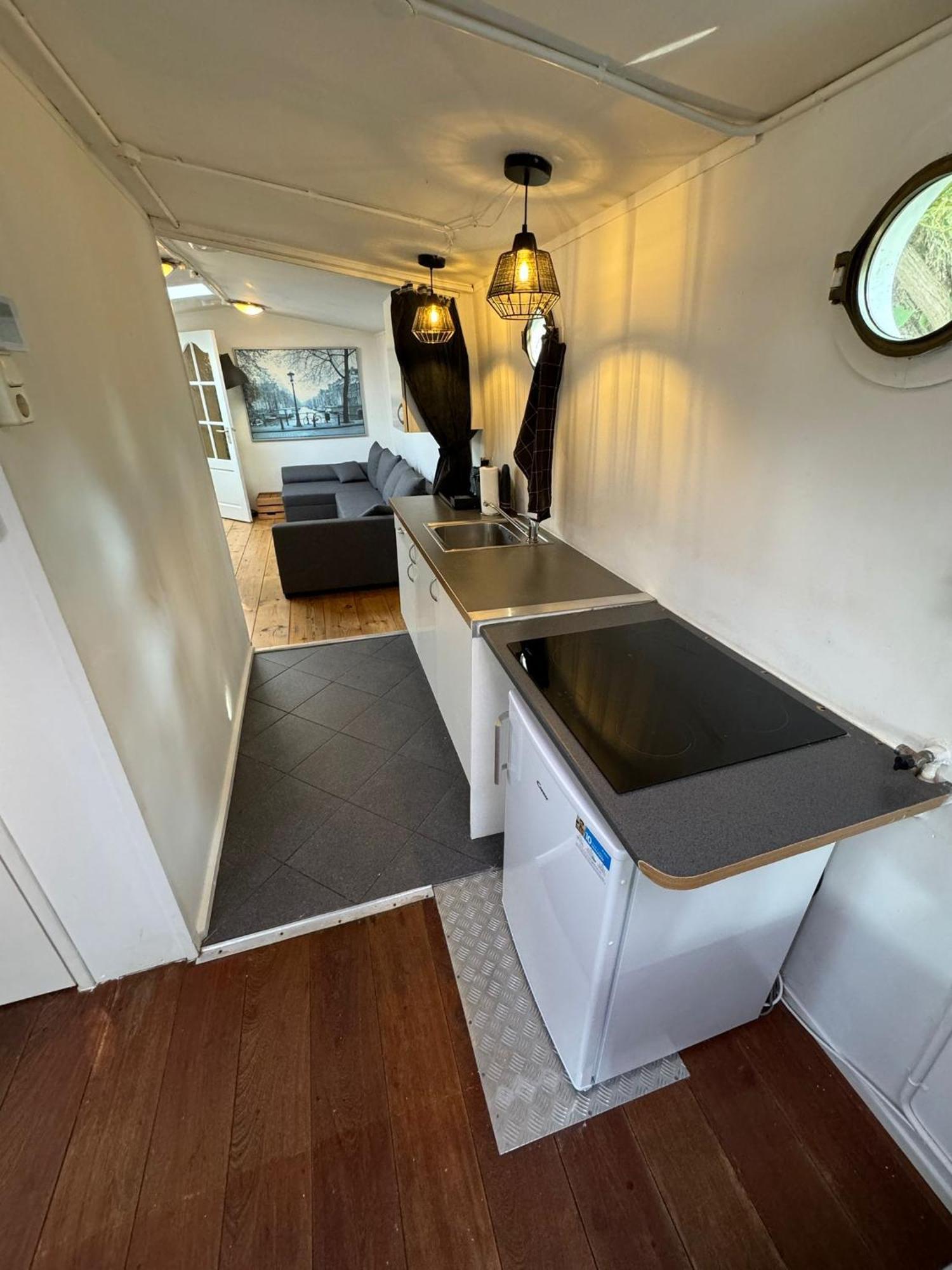 Prague On Boat, Privat Pier, Free Parking Hotel Luaran gambar